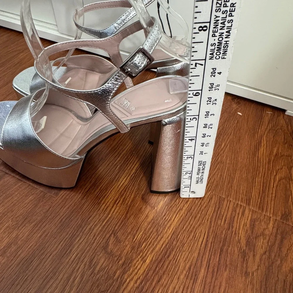 Zara Metallic Silver Platform Block Heel Sandals EU 40 Disco Party Retro Glam - Picture 7 of 12